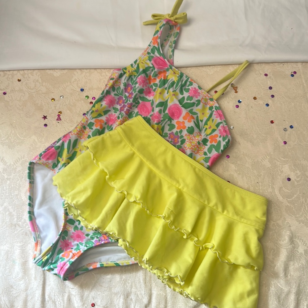 One piece floral girls, bathing suit with skirt to match size 8